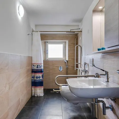 Apartment Invilla Seristori, A 50 M Dal Mare San Vincenzo